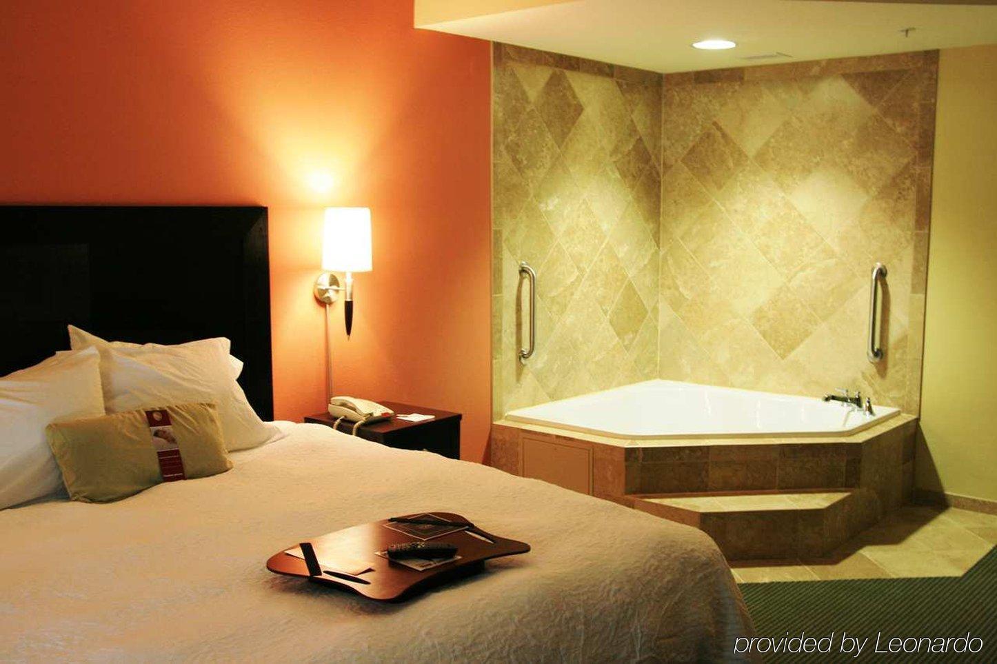 Hampton Inn And Suites Austin - Lakeway Værelse billede